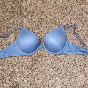 Pink Victoria’s secret push up bra